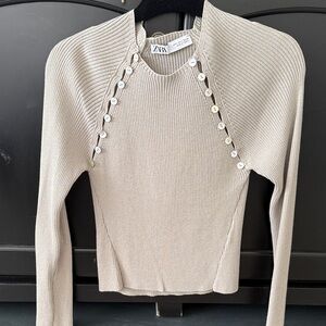 Zara Cream Ribbed Knit Top with Button Accents